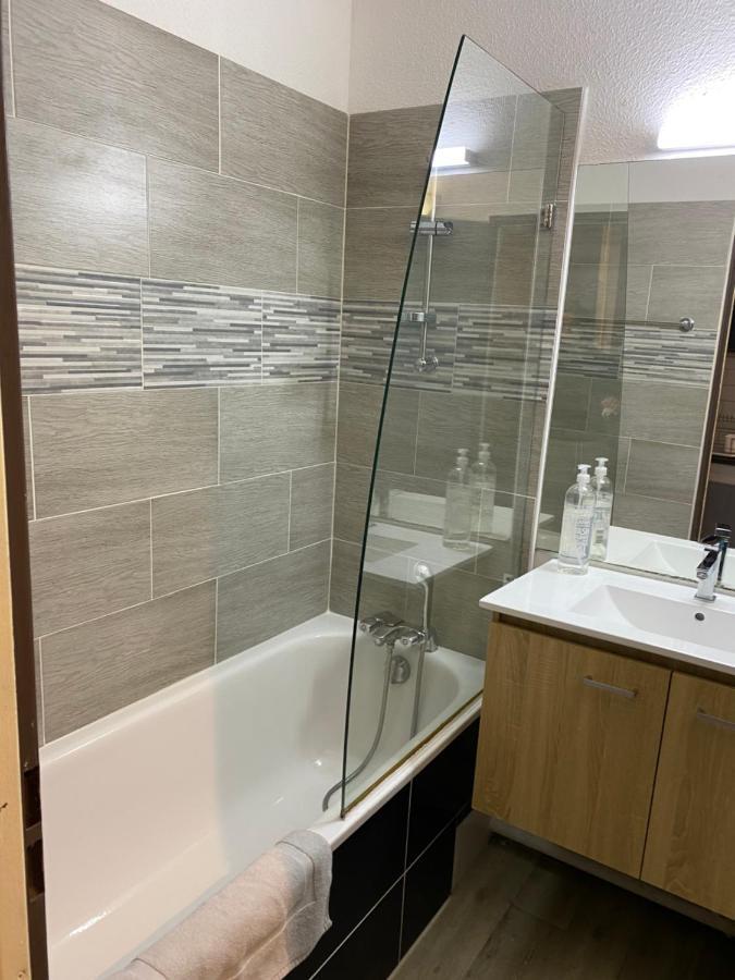 Appt Les Hameaux 2.0 Apartment Arles Ngoại thất bức ảnh